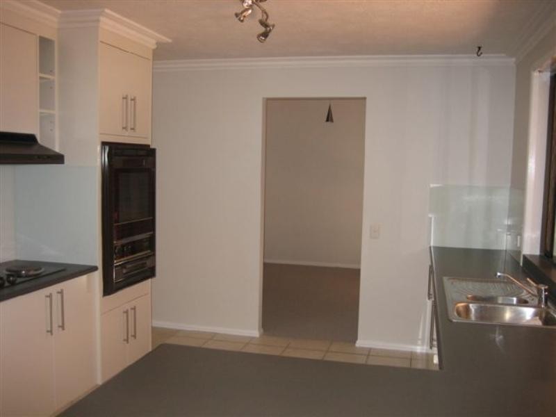 266 Ron Penhaligon Way, Robina QLD 4226