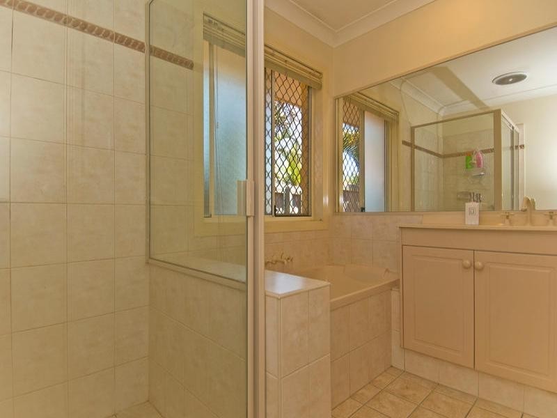 Burleigh Waters QLD 4220