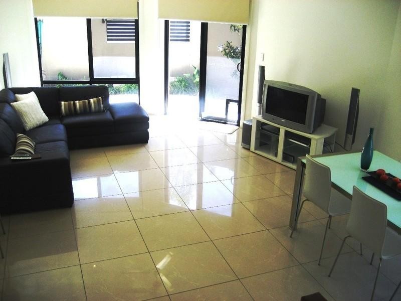 2/117 Bayswater Avenue, Varsity Lakes QLD 4227