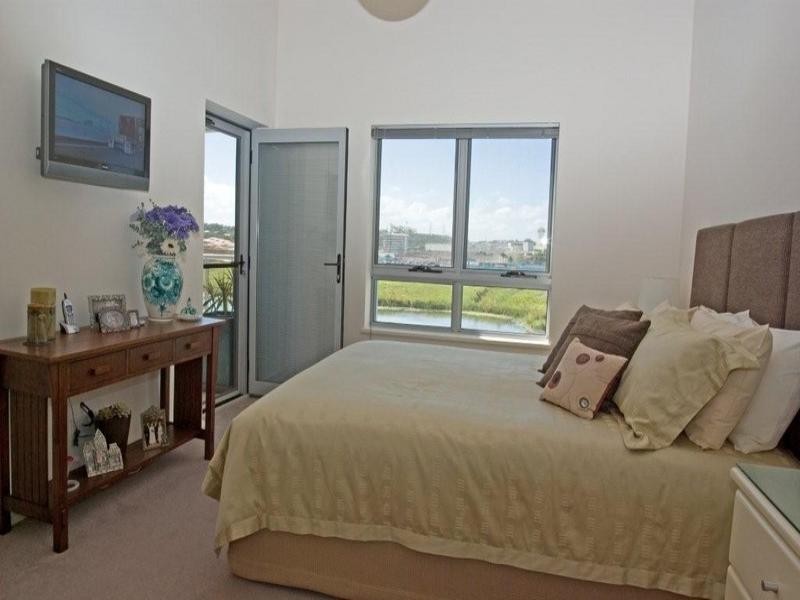 18/11 Promenade Avenue, Robina QLD 4226