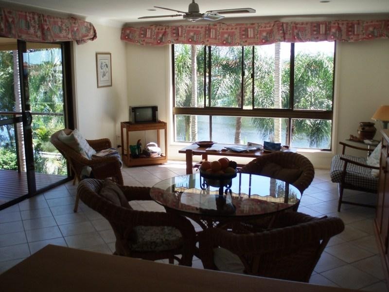 22a Homebush Drive, Robina QLD 4226