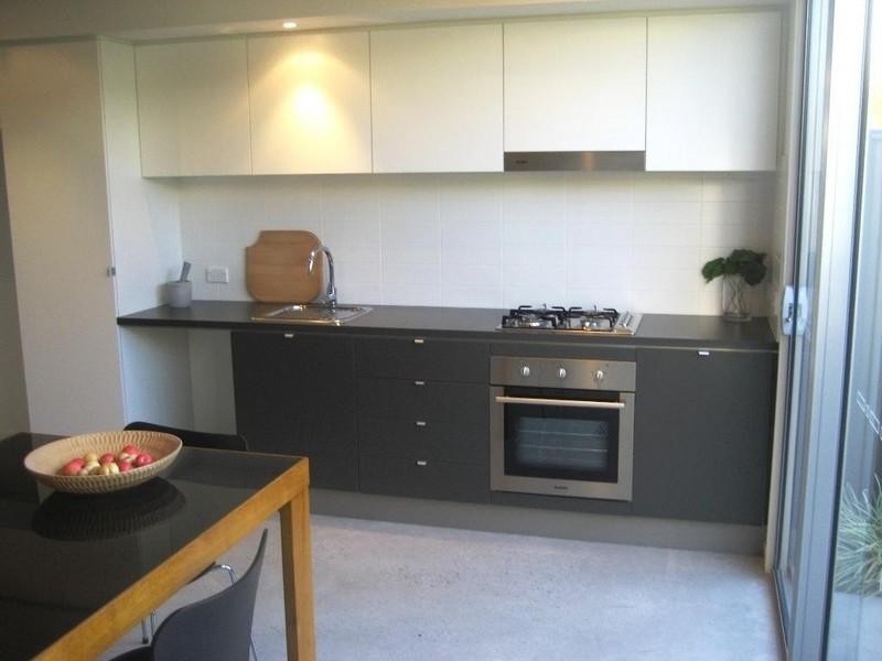 8 Watts Drive, Varsity Lakes QLD 4227