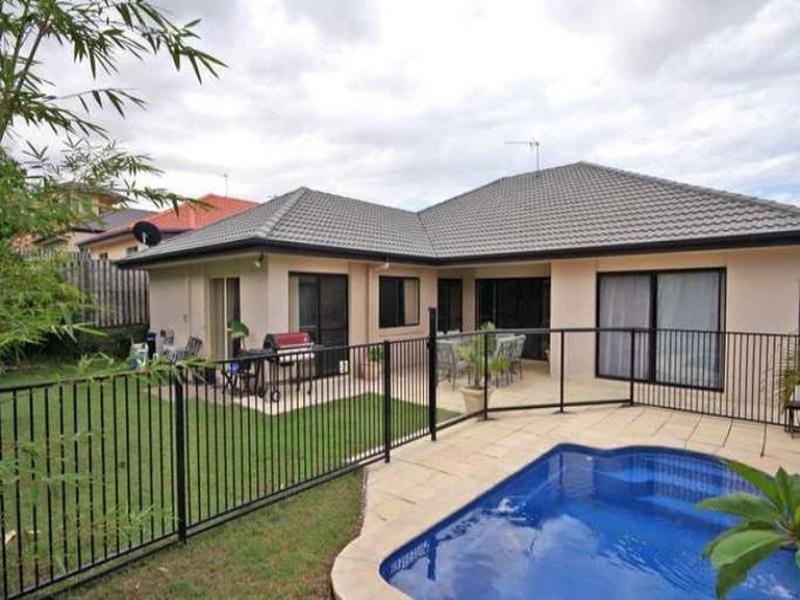 15 Montville Court, Varsity Lakes QLD 4227
