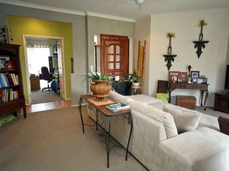 15 Montville Court, Varsity Lakes QLD 4227