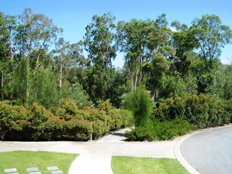 1/16 MOYENNE Court, Varsity Lakes QLD 4227
