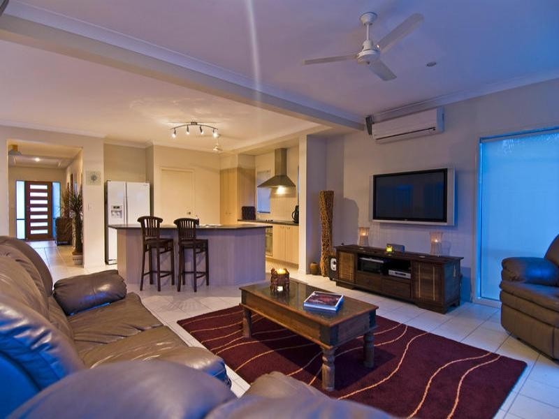 Varsity Lakes QLD 4227