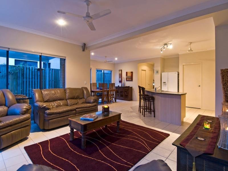 Varsity Lakes QLD 4227