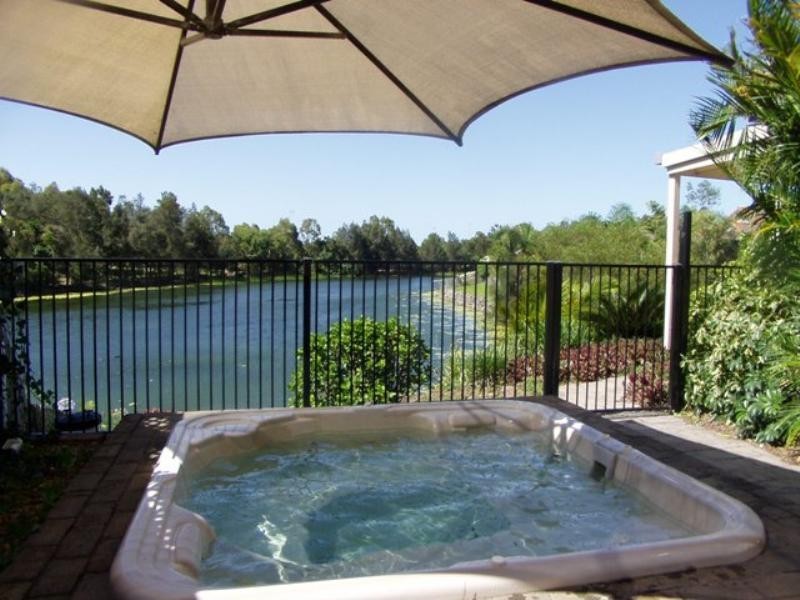 38 St Ives Drive, Robina QLD 4226