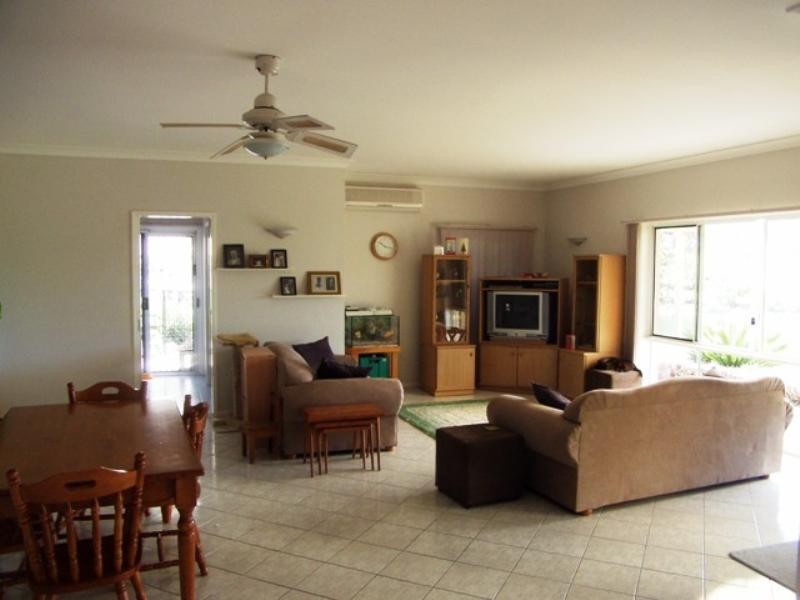 38 St Ives Drive, Robina QLD 4226