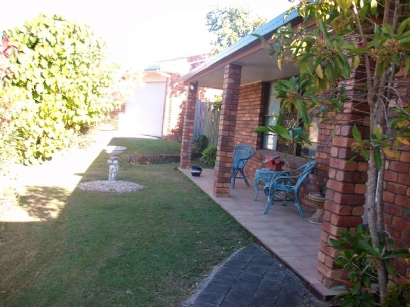 9 Roseville Court, Robina QLD 4226