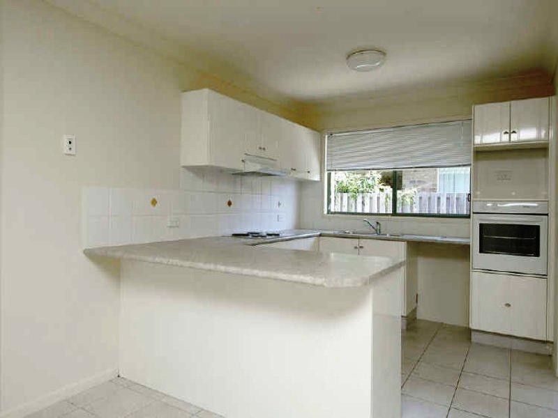 8 Tolai, Mudgeeraba QLD 4213