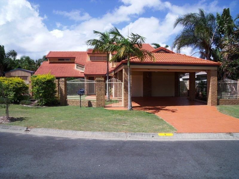 5 Turramurra Drive, Robina QLD 4226