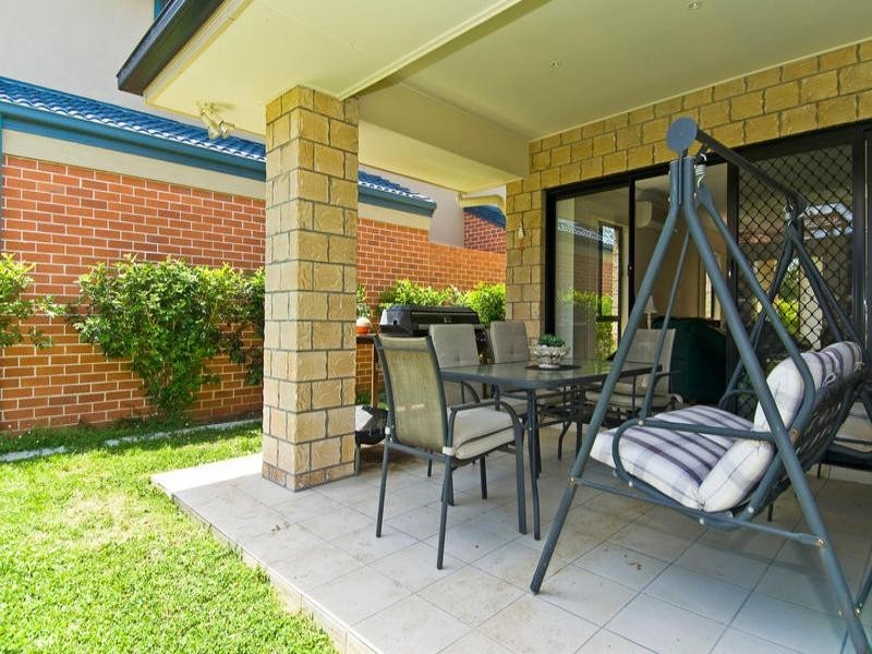 21 Royal Woods Drive, Robina QLD 4226