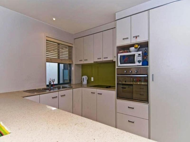 Varsity Lakes QLD 4227