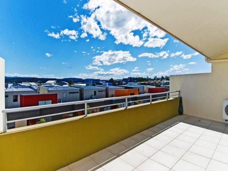 Varsity Lakes QLD 4227