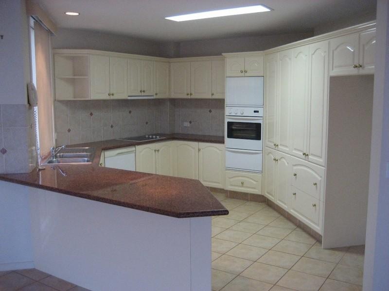 66 Bollard Circuirt, Clear Island Waters QLD 4226