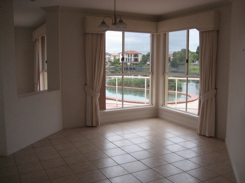 66 Bollard Circuirt, Clear Island Waters QLD 4226