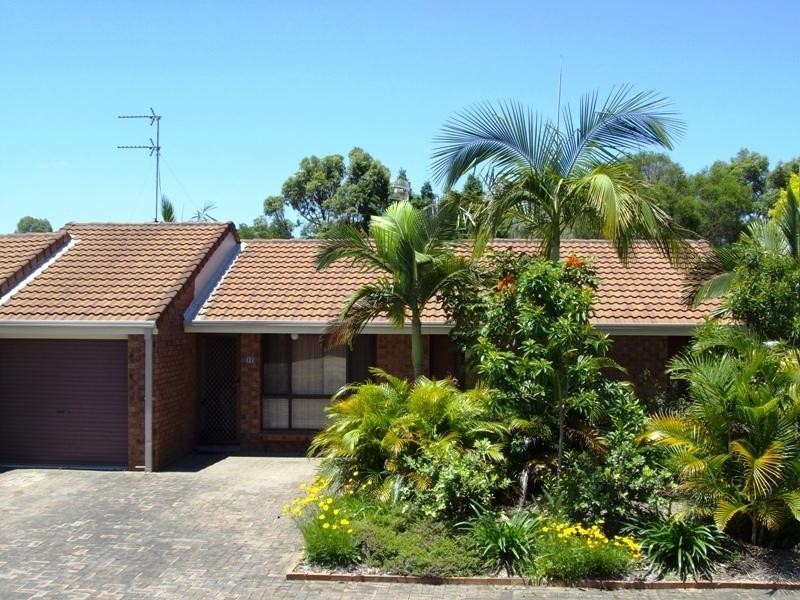 17/1 Kentwood Drive, Robina QLD 4226