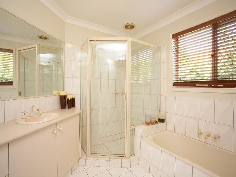 7 Wisconsin Street, Varsity Lakes QLD 4227