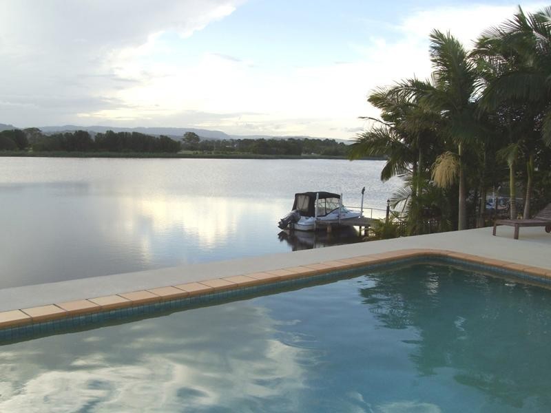 36 Staysail Crescent, Clear Island Waters QLD 4226