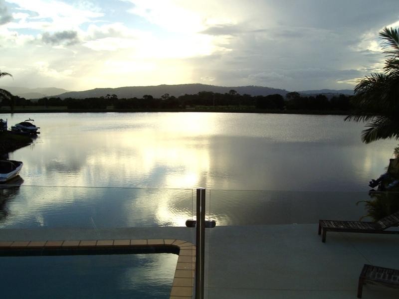 36 Staysail Crescent, Clear Island Waters QLD 4226