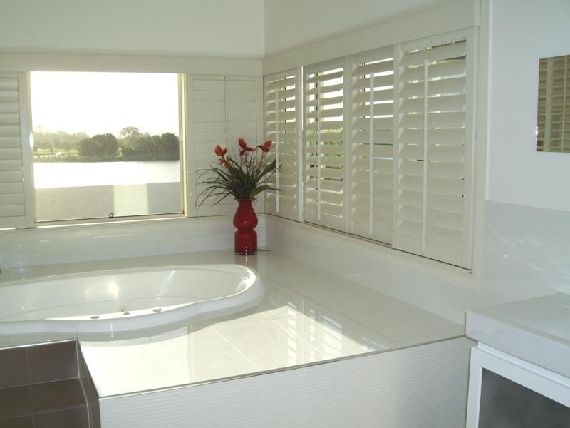 36 Staysail Crescent, Clear Island Waters QLD 4226