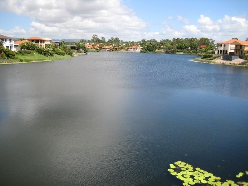 13 Manor Close, Robina QLD 4226