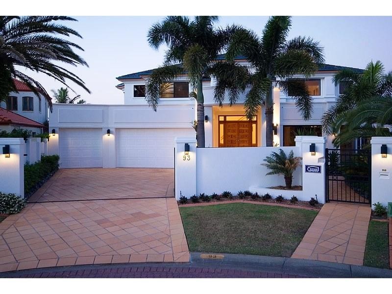 Clear Island Waters QLD 4226