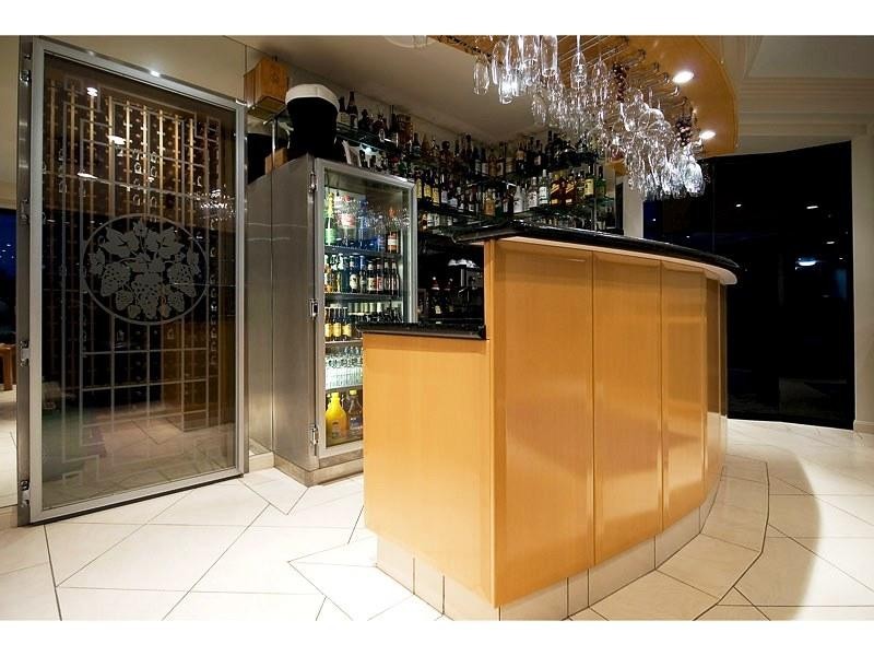 Clear Island Waters QLD 4226