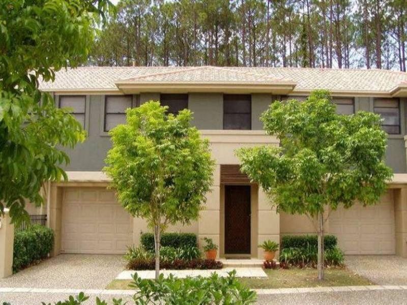 7/1 Pine Valley Drive, Robina QLD 4226