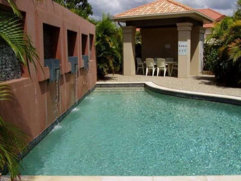 7/1 Pine Valley Drive, Robina QLD 4226