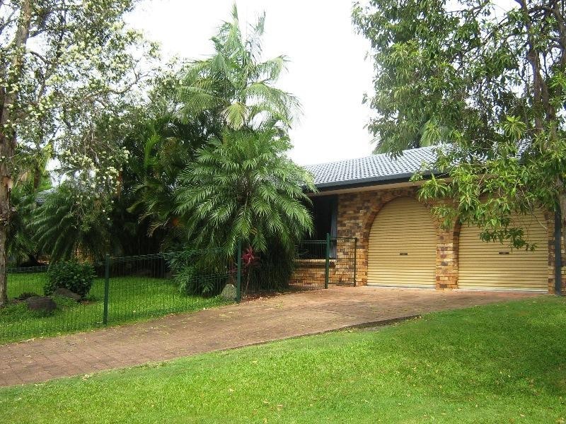 8 Cammeray Court, Robina QLD 4226