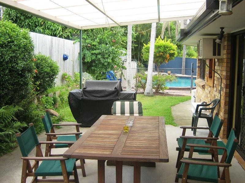 8 Cammeray Court, Robina QLD 4226