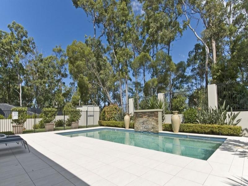 54 Great Southern Drive, Robina QLD 4226