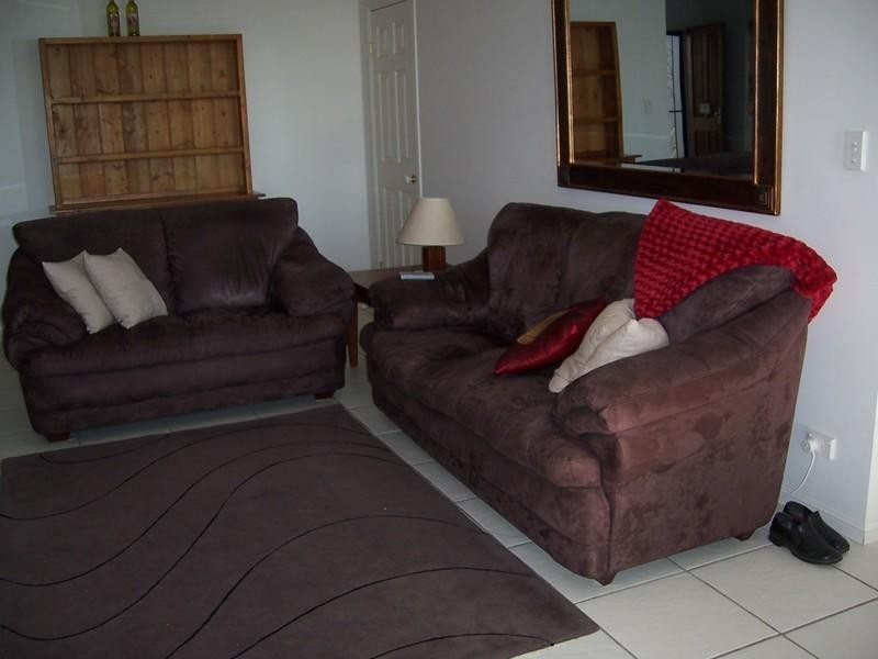 3/2 Blue Ridge Crescent, Varsity Lakes QLD 4227