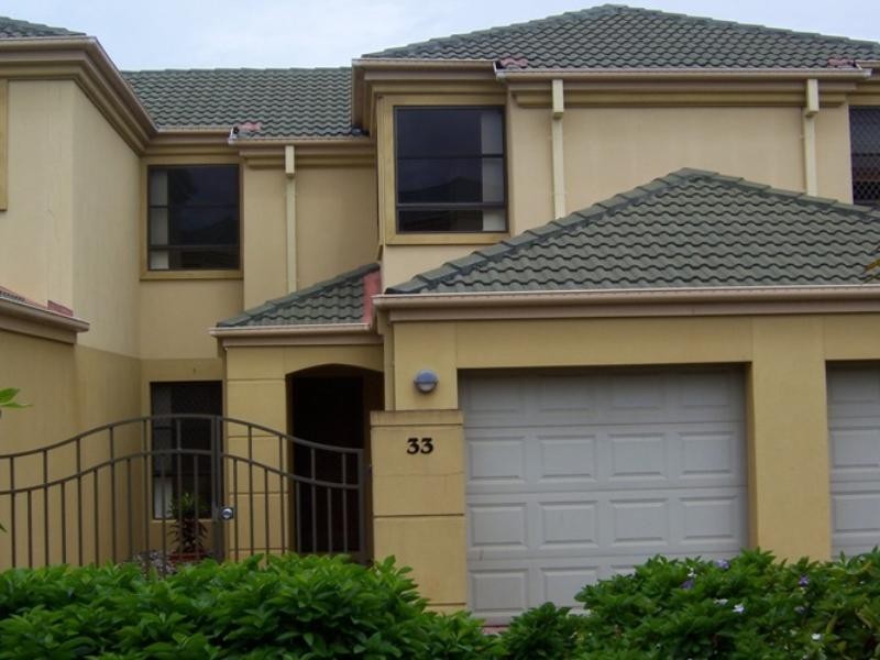 33/37 Paradise Springs Avenue, Robina QLD 4226