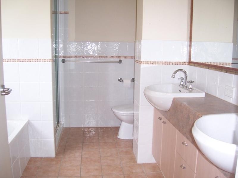 33/37 Paradise Springs Avenue, Robina QLD 4226