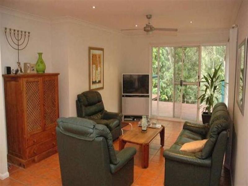 4 Hugh Guinea Court, Worongary QLD 4213