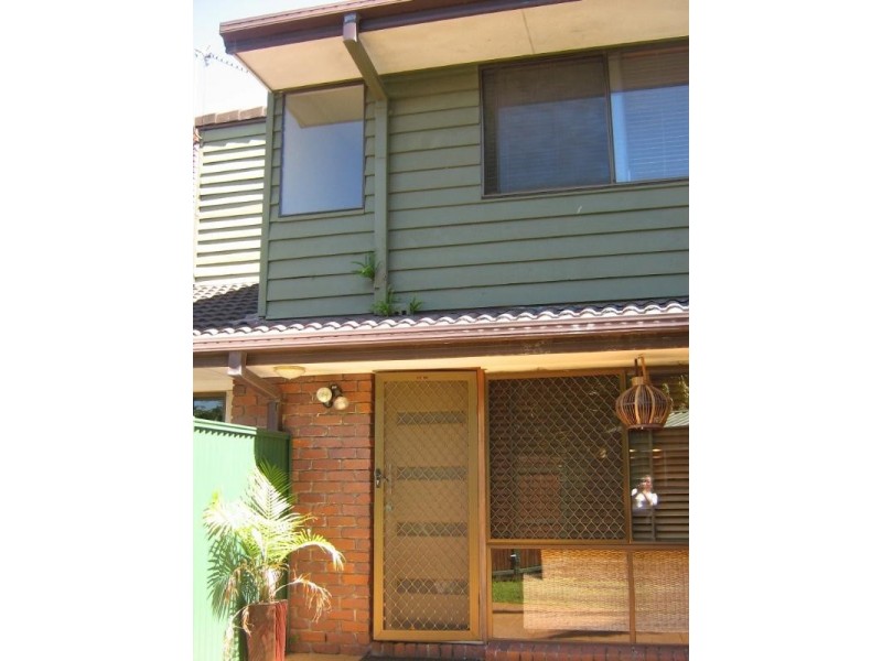 4/44 Frascott Avenue, Varsity Lakes QLD 4227