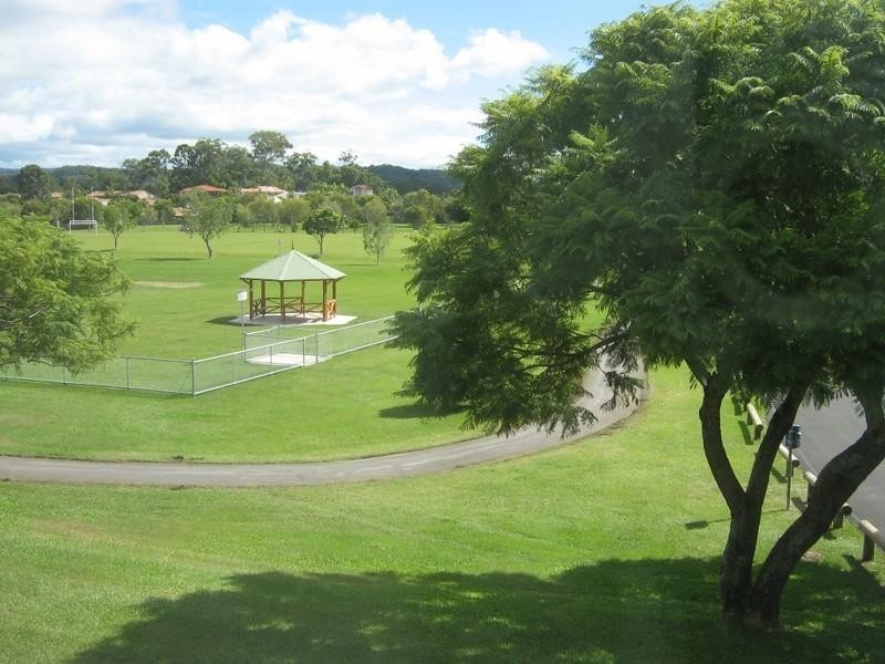 4/44 Frascott Avenue, Varsity Lakes QLD 4227