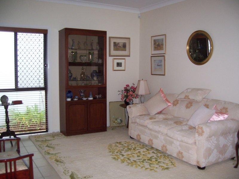 12 Windemere Crescent, Varsity Lakes QLD 4227