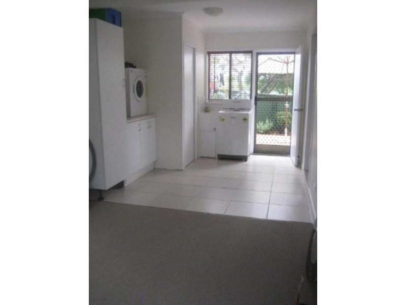 4/44 Frascott Avenue, Varsity Lakes QLD 4227