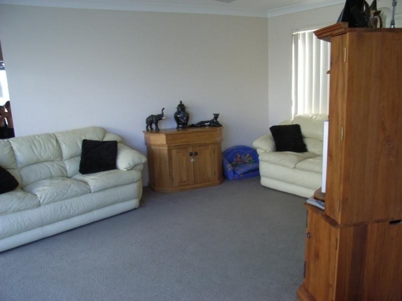 23 Heights Drive, Robina QLD 4226