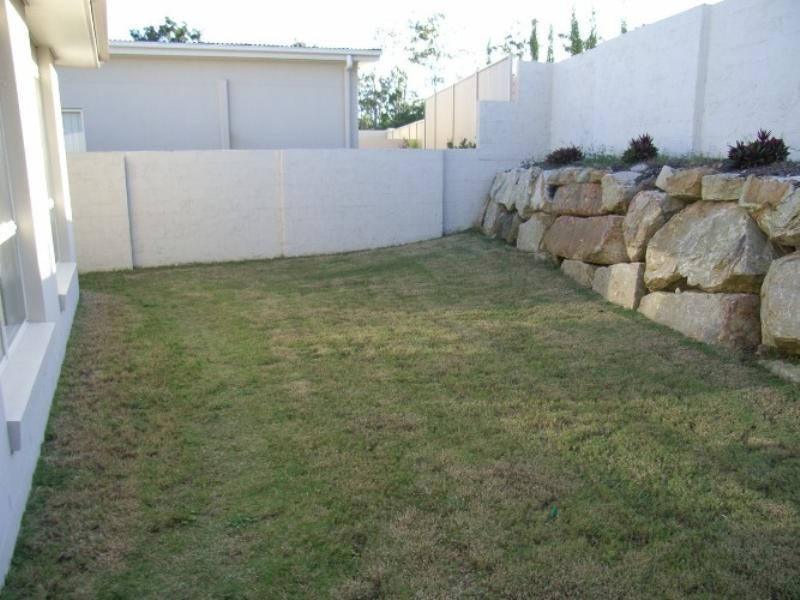 23 Heights Drive, Robina QLD 4226