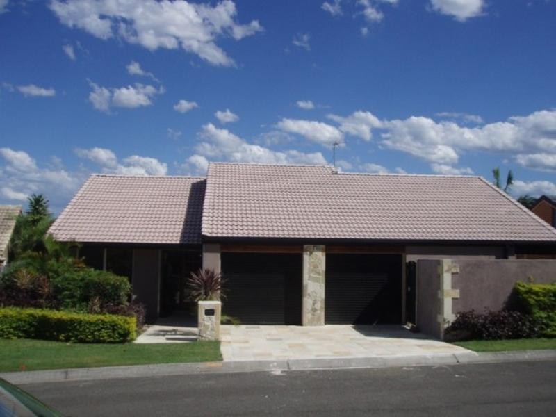 6 Prestwick Court, Robina QLD 4226