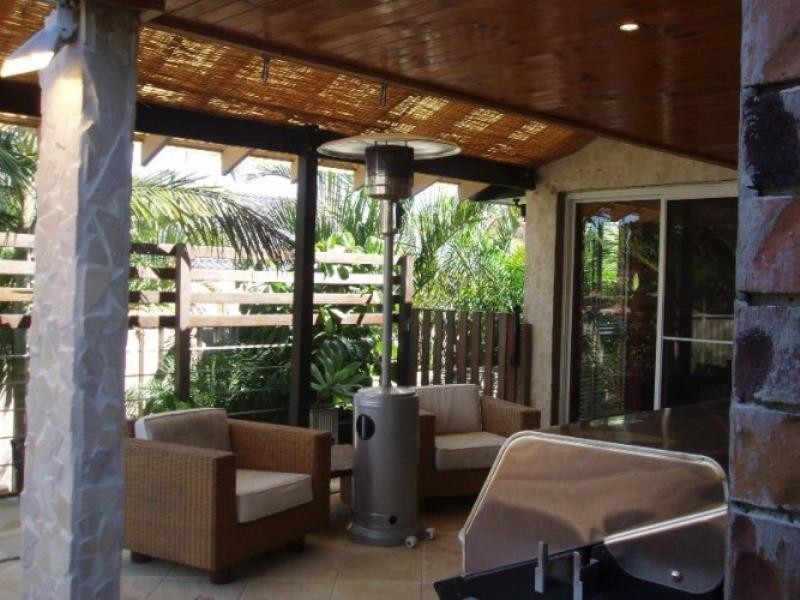 6 Prestwick Court, Robina QLD 4226