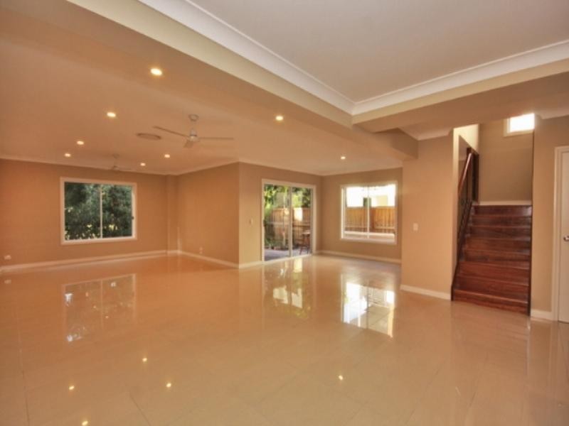 3/17 Andromeda Parade, Robina QLD 4226