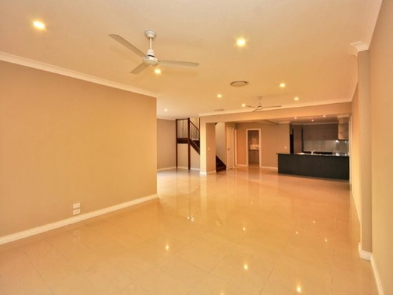 3/17 Andromeda Parade, Robina QLD 4226