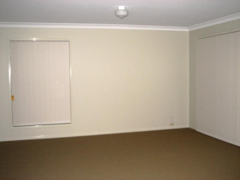 2/14 Dartmouth Court, Varsity Lakes QLD 4227