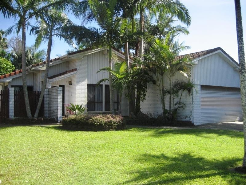 6 Mooyumbin Court, Nerang QLD 4211